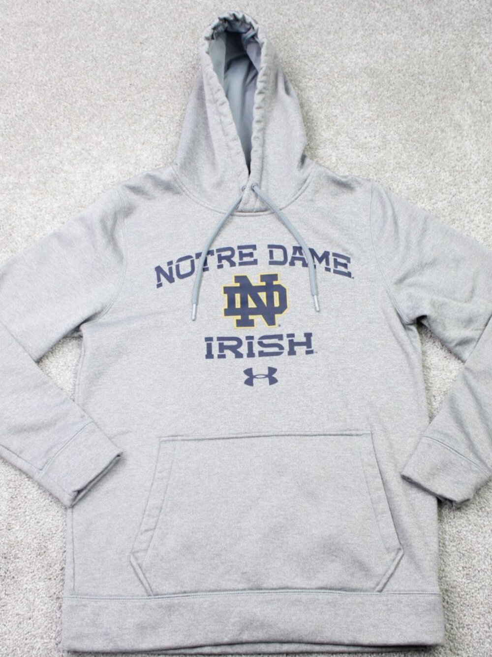 Notre Dame Irish Hoodie Mens Small Gray Under Armour Loose Fit Hooded Sweatshirt